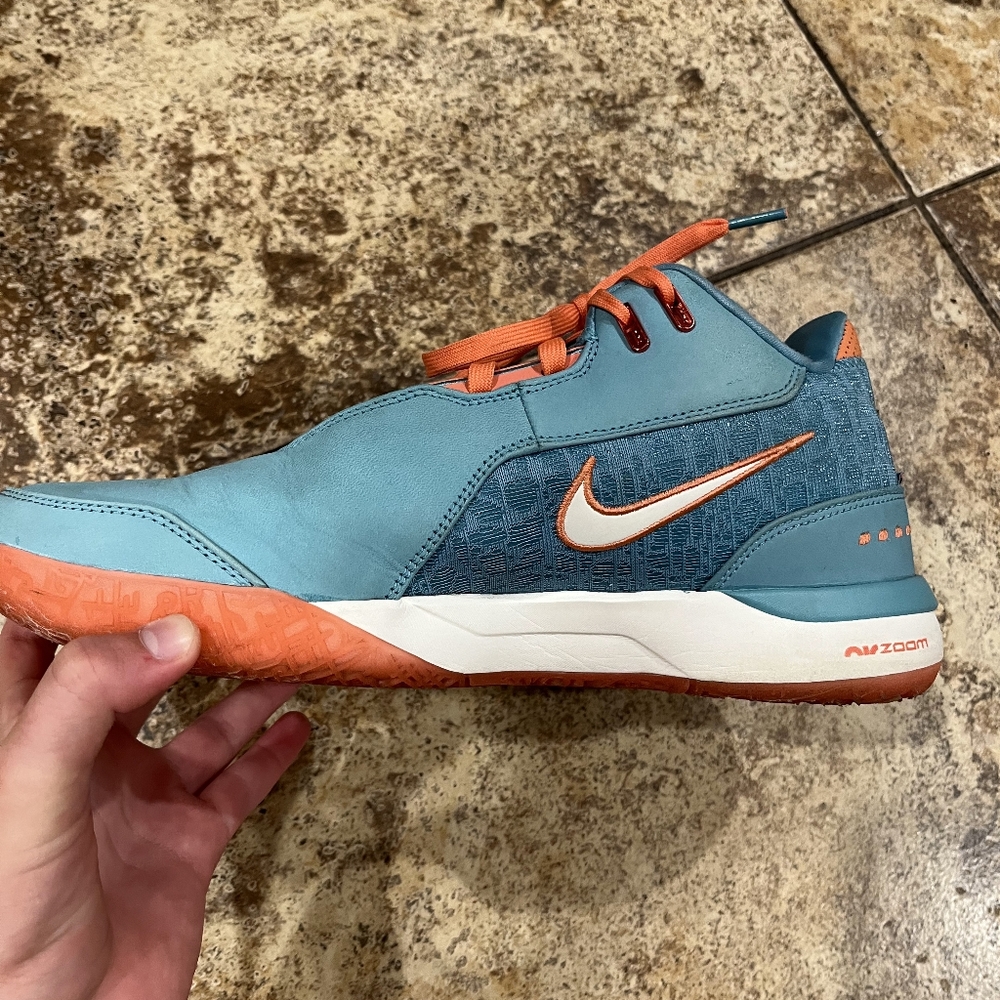 ZM Lebron NXXT GEN AMPD Shoes - Picture 3 of 9